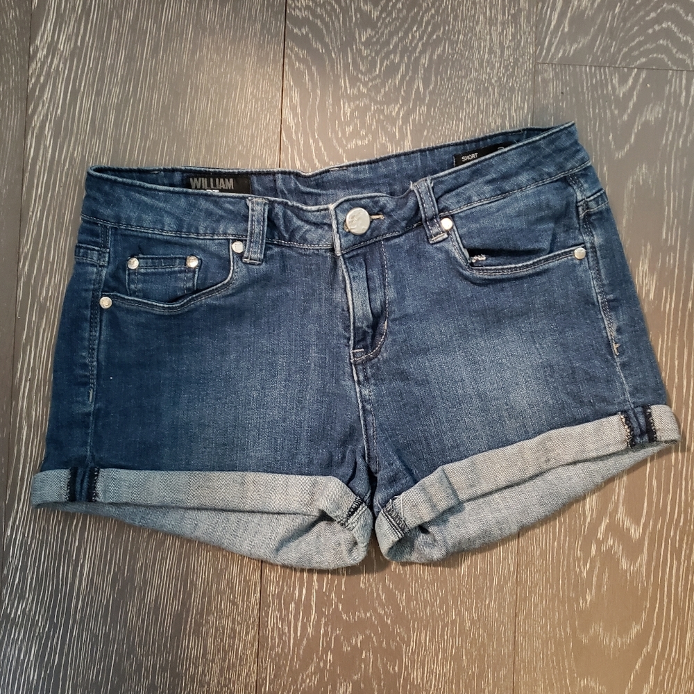 William Rast Jean Shorts sz 28